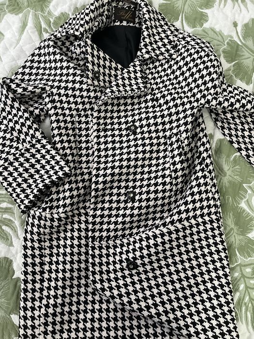 Полупальто красивое, модное 44-46 рр