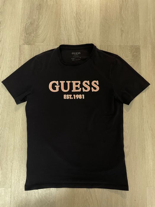 тениска Guess S размер