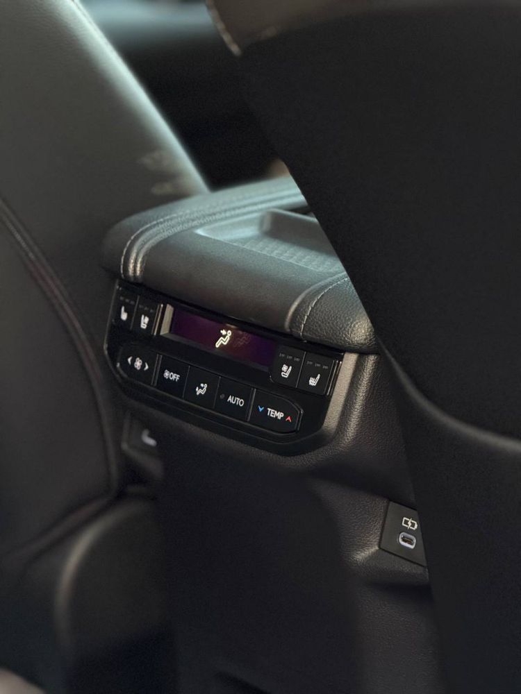 Toyota Grand Highlander Limited Hybrid Мах PLATINUM