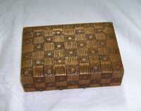 Vand cutie vintage din lemn
