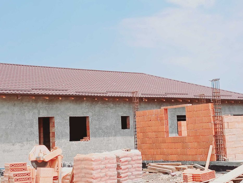 Construcție Acoperiș Complet - De la A la Z