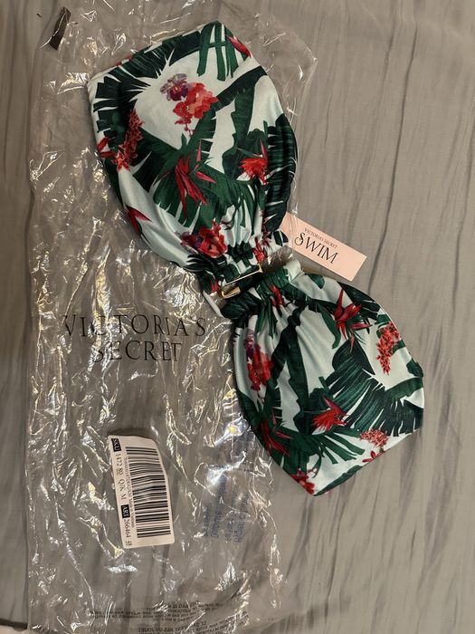 Sutien costum baie Victoria’s Secret