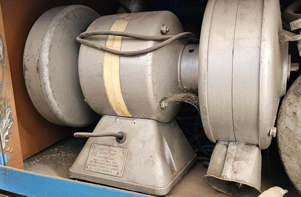 Чарх сотилади СССР