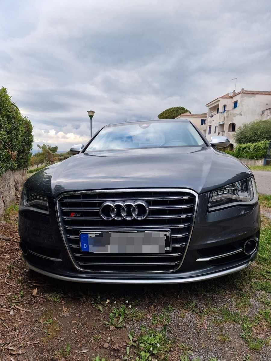 Audi  S8 4.0TFSI На Части