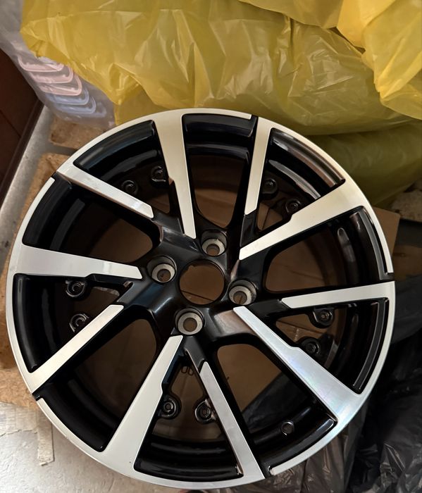 Нови оригинални джанти Peugeot 17 цола - 2бр.