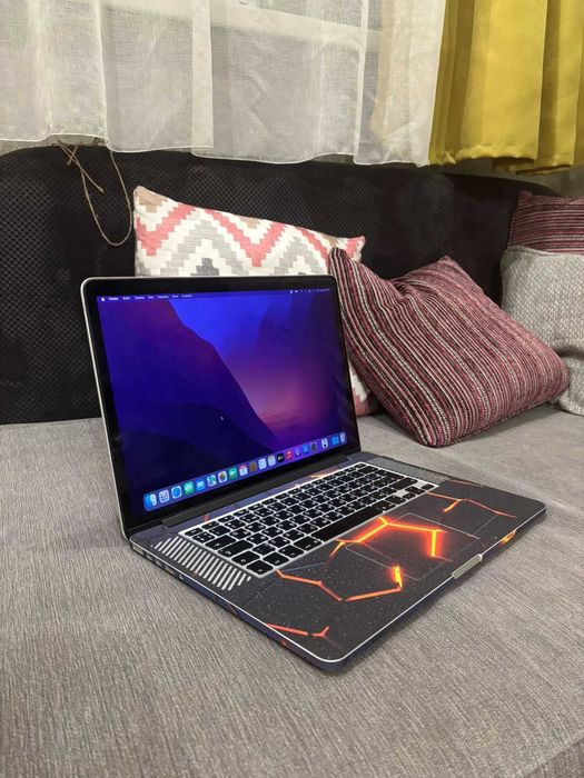 Apple MacBook Pro 15 (Retina, 15-inch, Mid 2015) 1TB SSD, 16 RAM