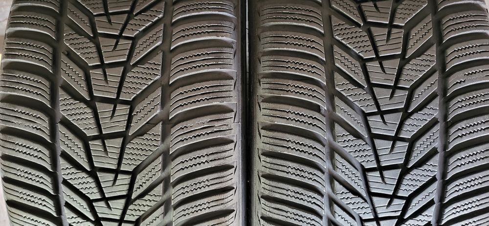 2 anvelope 245 40 19 hankook winter evo3 dot 2024 7,5mm