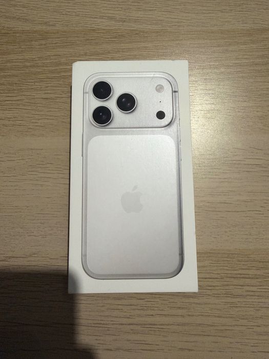 iPhone 17 Pro 256GB Silver (Display spart - functional)