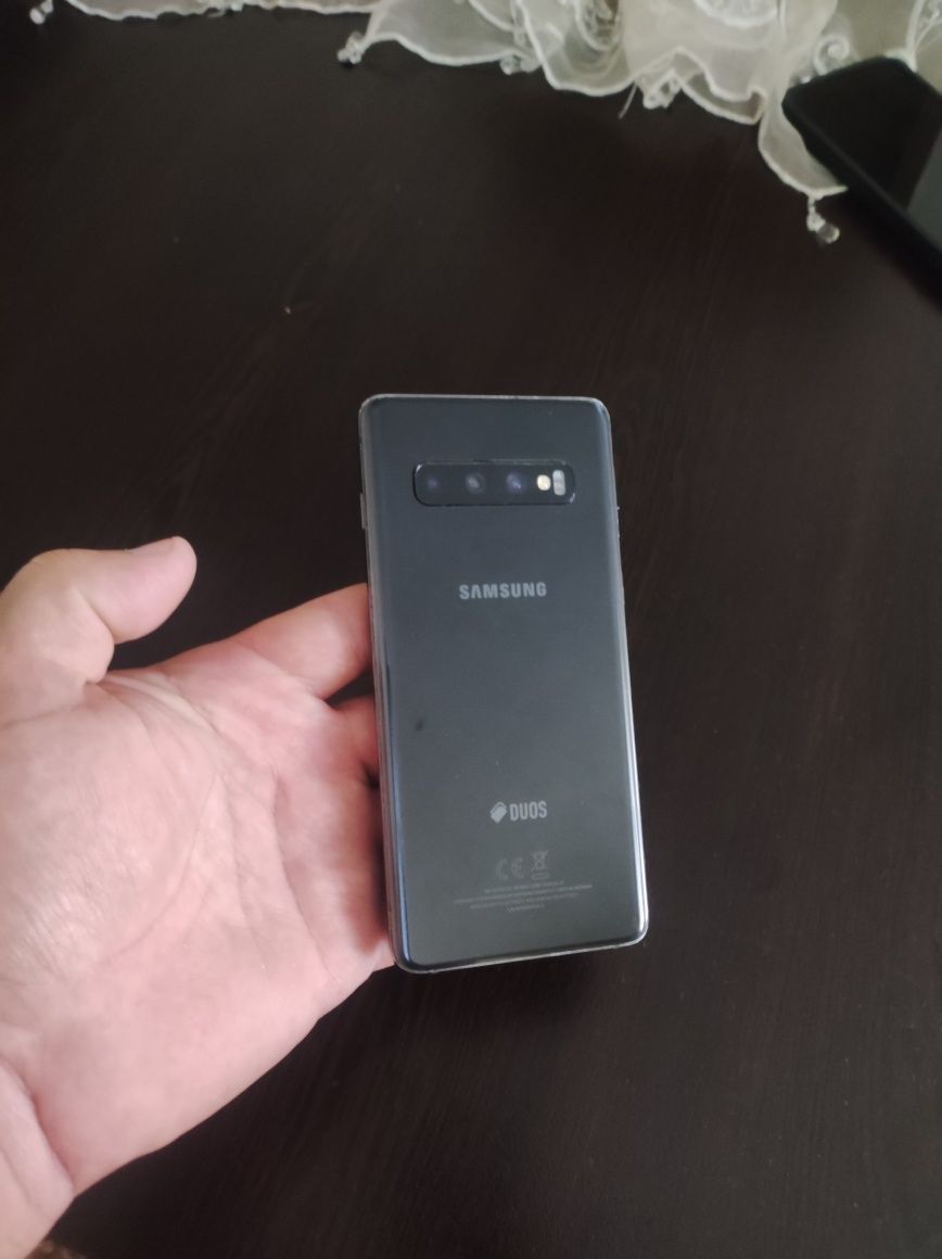 Samsung Galaxy S10