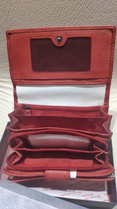 дамски портфейл Mustang Brasilia от естествена кожа  15X10X4 см