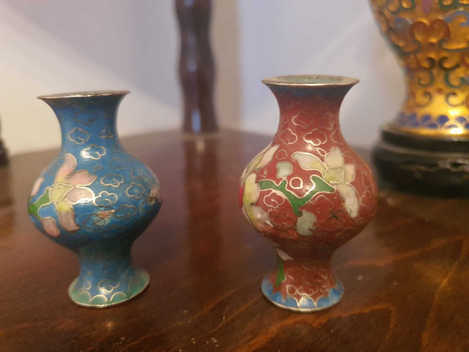 Vand portelanuri China si obiecte tip Cloisonne (oua, vaze, etc)