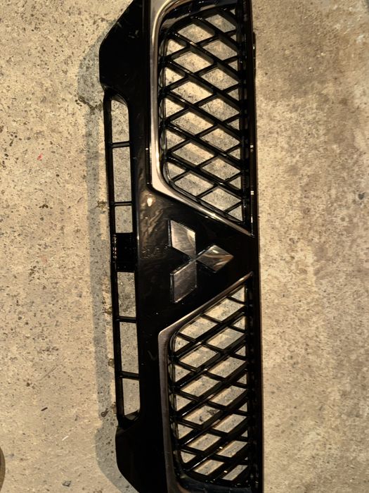 Митсубиши решеткаа.