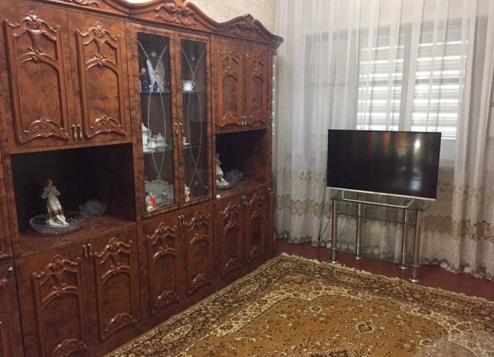 Миробод Ойбек Метрода Студентларга Уй Бор