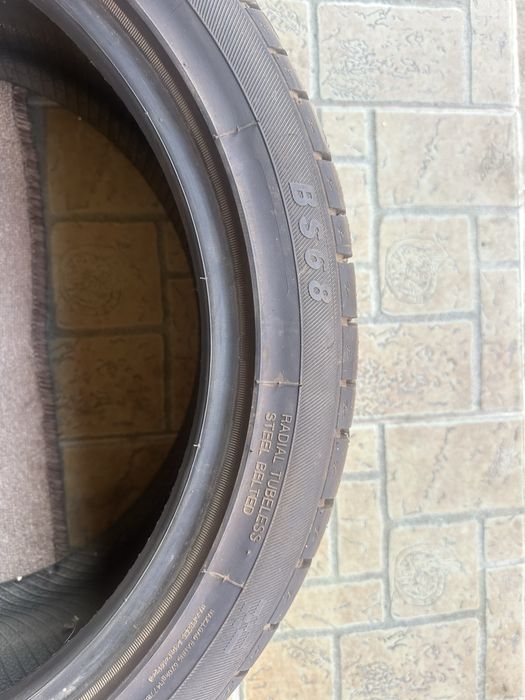 Продам шины в хоршим состояние