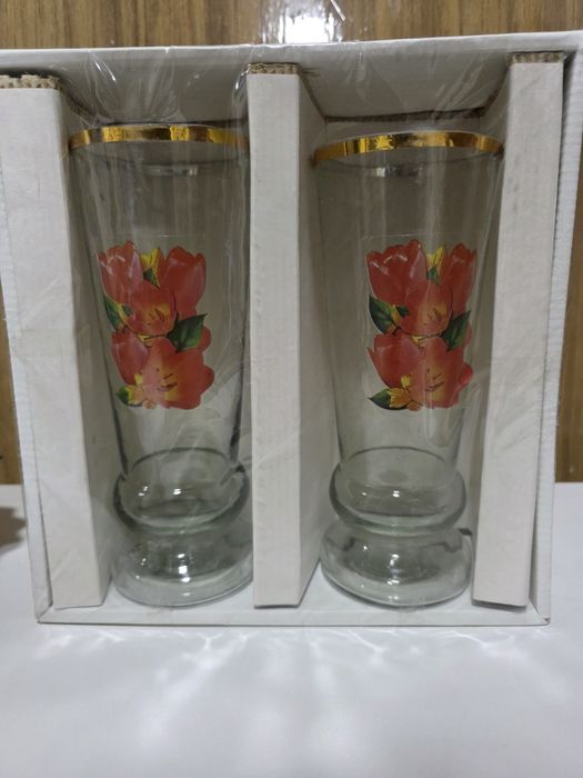 Срочно продаю баночки для специй, вазы для цветов, бокалы и вазочки