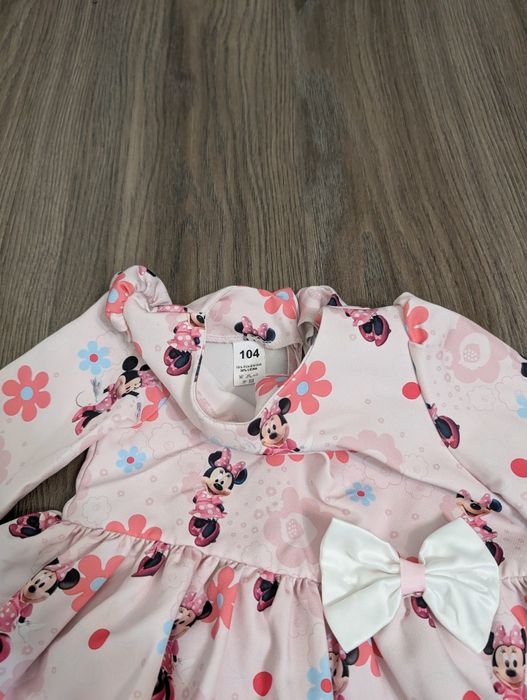 Rochita Minnie marimea 104