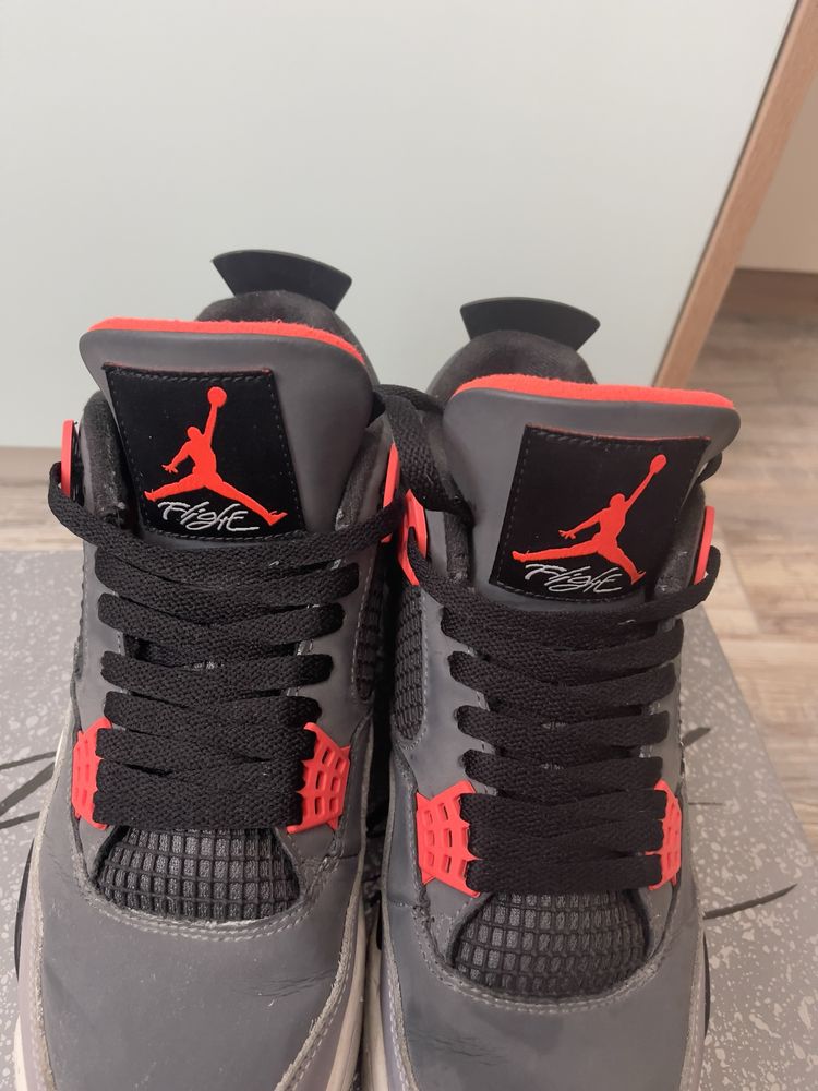 Jordan 4 Infrared