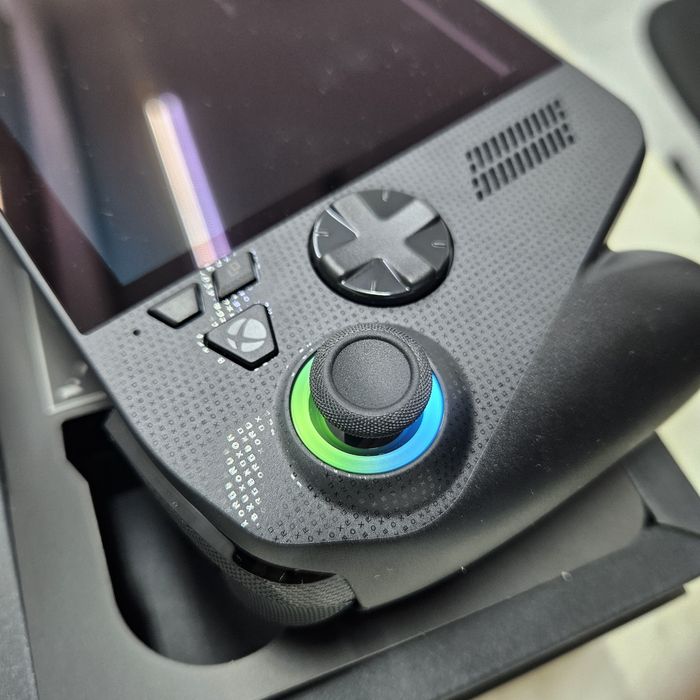 Consola portabila ASUS Rog Ally X 2025 1TB/24Gb Ram Zeus Amanet Vitan