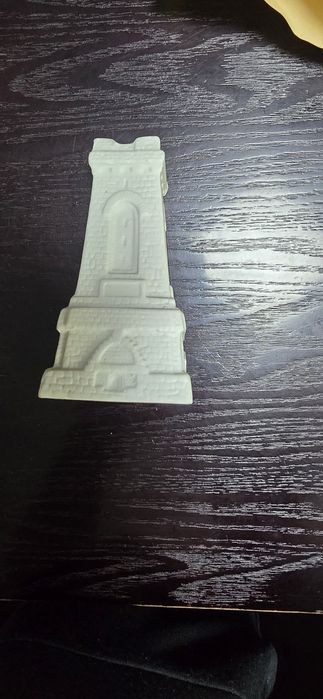 Статуетка Паметникът Шипка