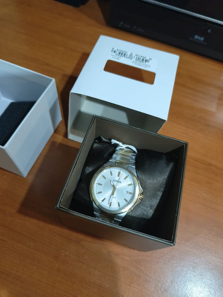 Ceasuri dama noi, marca Lorus, brand SEIKO.