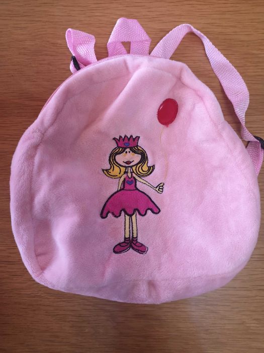 Детска раничка Мини Маус, раничка с принцеса, чантичка, портмоне и др.