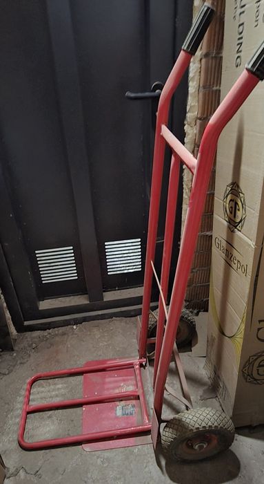 Продам тележку двухколесную