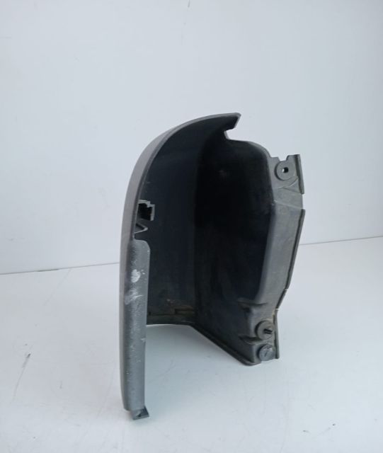 Ornament spate dreapta 8200048866 Opel Vivaro  seria