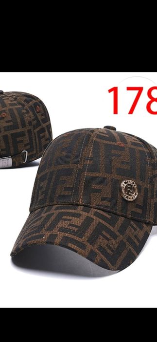 Șapcă Fendi modele 2026, 2 modele