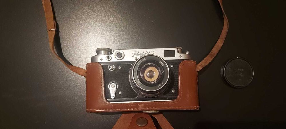 Продам пленочный фотоаппарат ФЭД 2