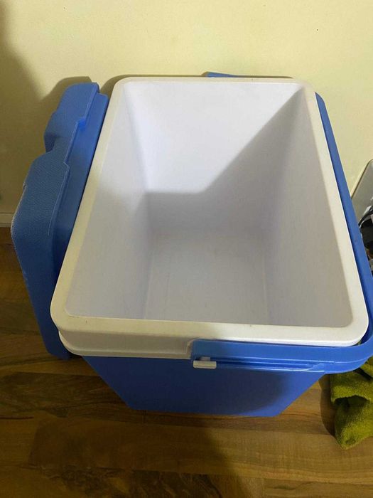 Кутия-хладилник 24 L – синя, 40,5x27x39,5 см