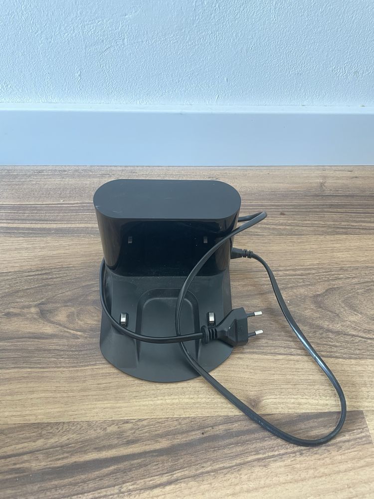Roborock S6 MaxV зарядна станция