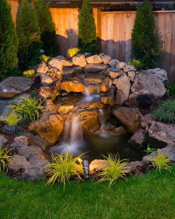 Водопады декоративные из камней для дома и сада