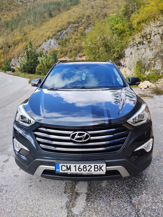 Hyundai Grand Santa Fe