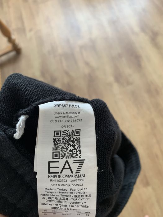 Pantaloni scurti Emporio Armani