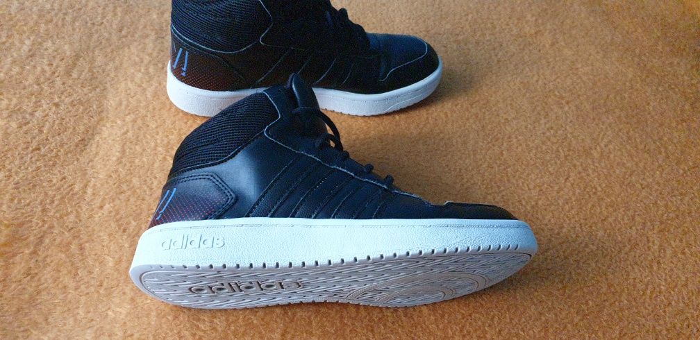 Ghete Adidas Hoops Mid