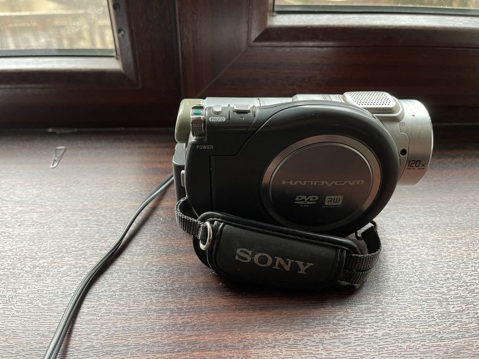 Продается видеокамера Soni