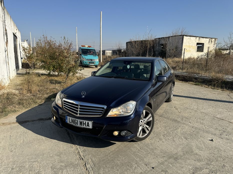 Dezmembrez Mercedes C220 facelift w204