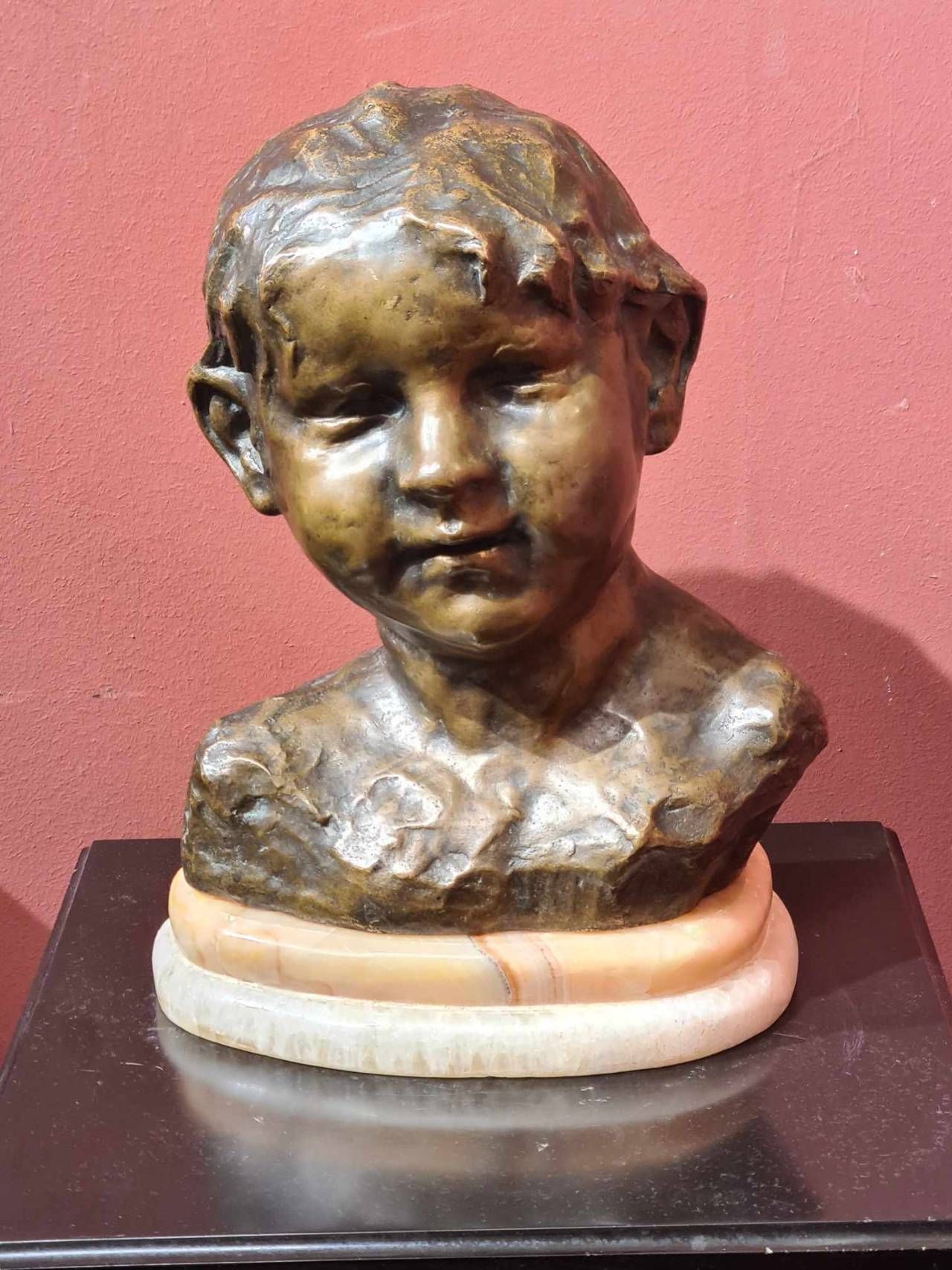 Sculptura din bronz patinat pe soclu din marmura, Savargin, "Portretul