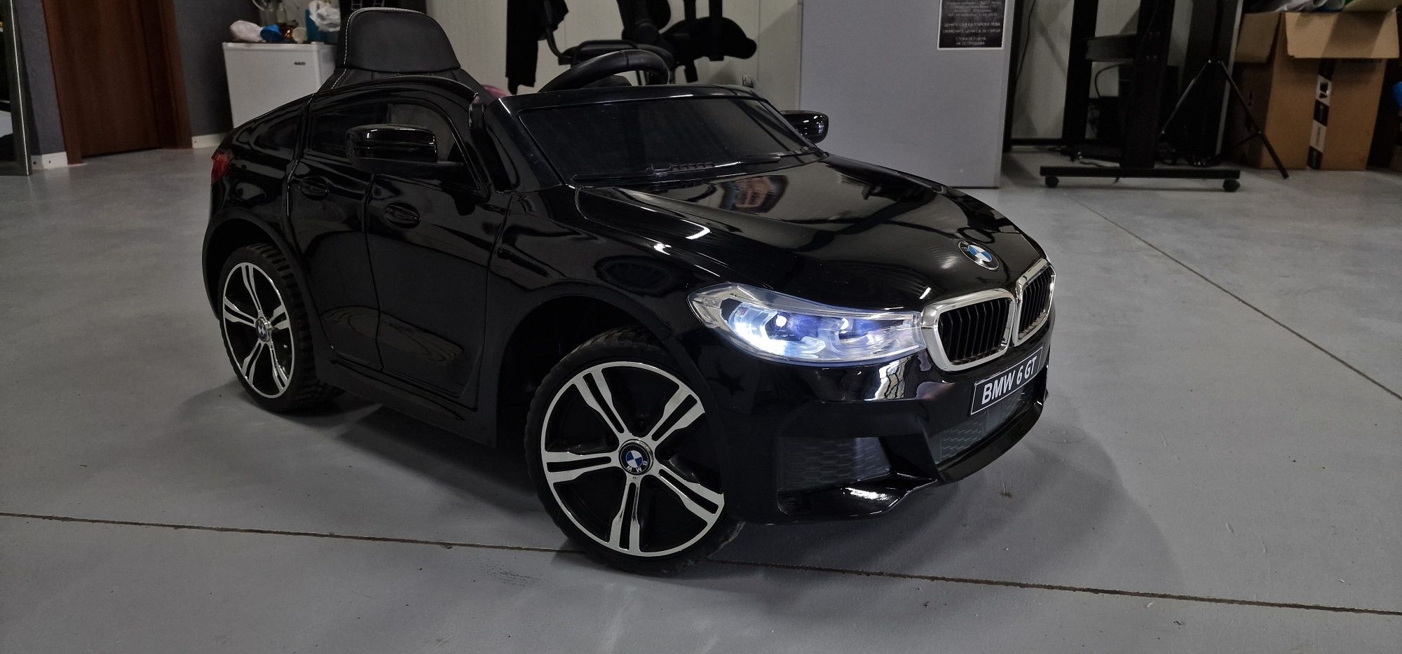 Детска акумулаторна кола BMW GT6