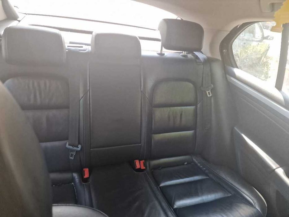 Dezmembrez dezmembrari Skoda Superb 1.6 TDI CAYC 2012 xenon piele