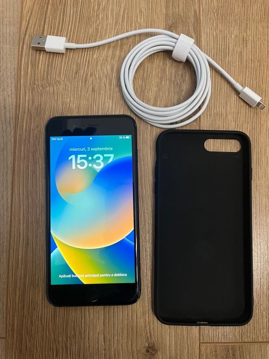 iPhone 8 plus 64 Gb