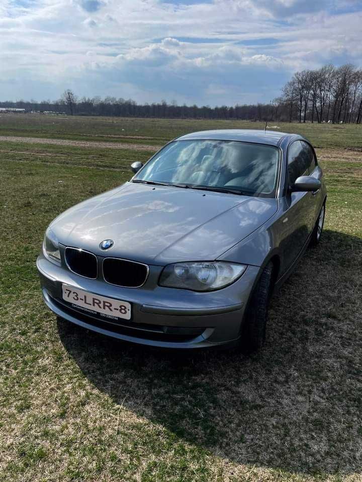 Vând bmw seria 1