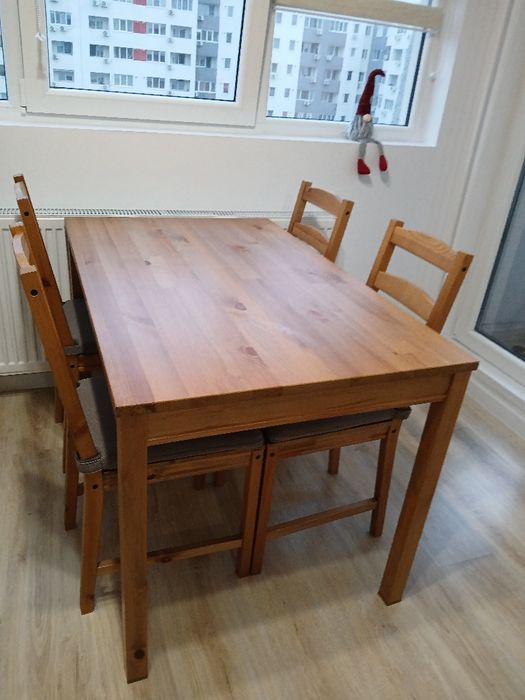 Masa bucătărie + 4 scaune