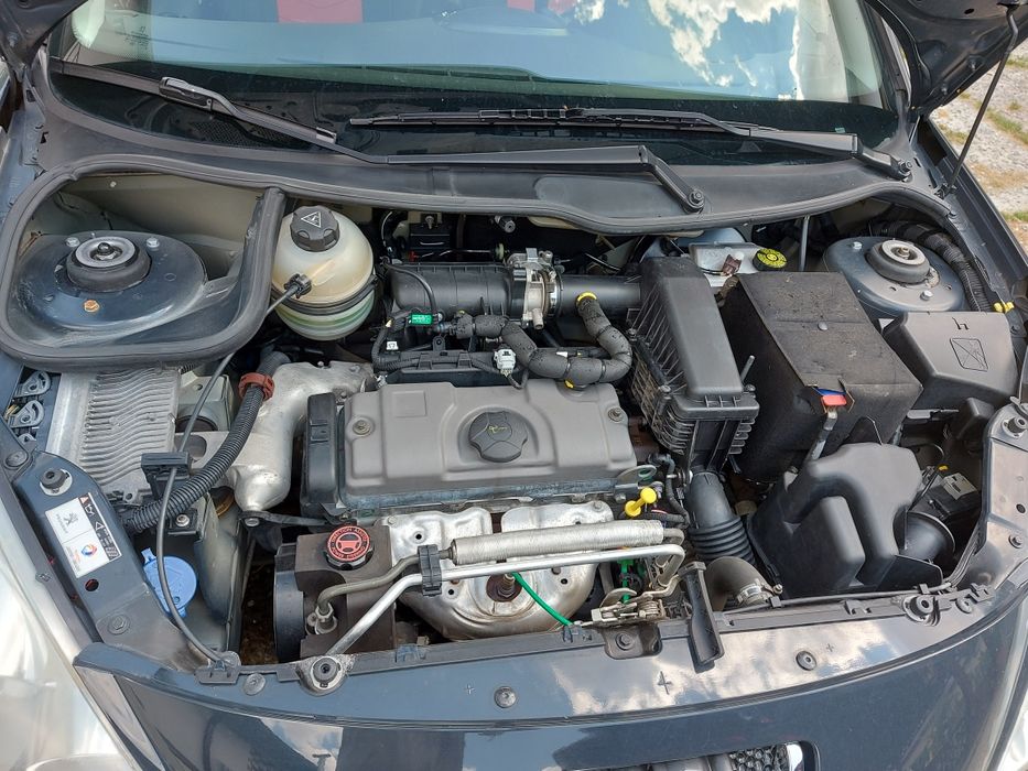 De Vânzare  Peugeot 206+