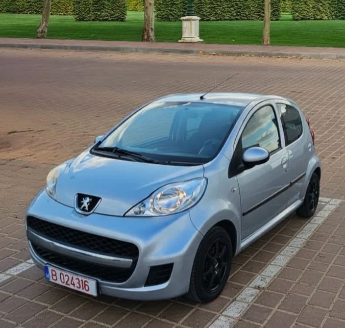 Peugeot 107 Aer condiționat climatic/Geamuri electrice/Eleron/Computer de bord
