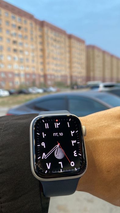 Apple watch SE 44 мм . 100% емкость