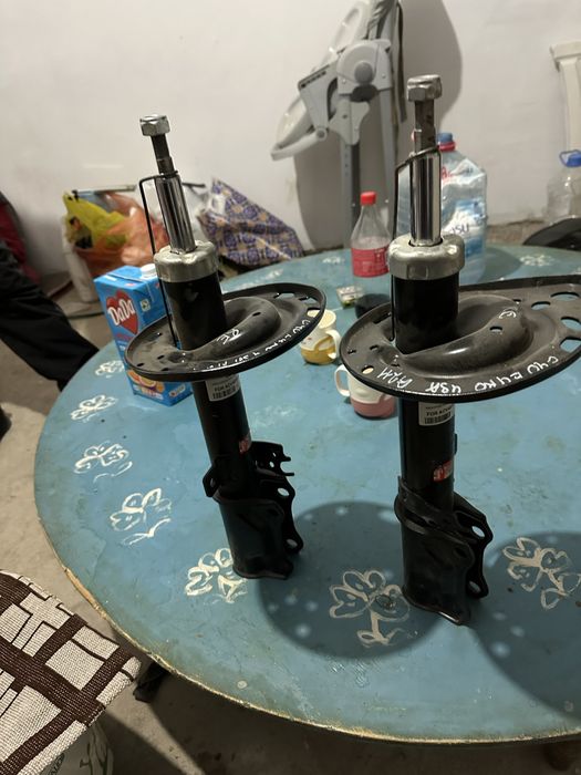 Стойки амортизатора