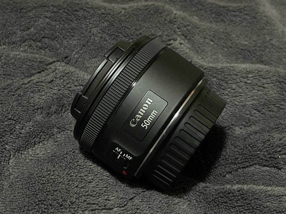 Объектив Canon EF 50mm f/1.8 STM