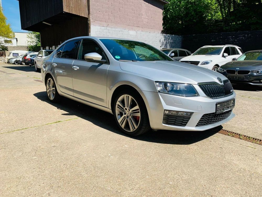 Vând Skoda Octavia 3 Vrs 2.0 184 CP DSG 2014