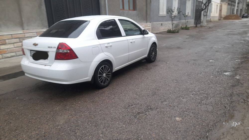 Прадам Нексия 3 2019год Автомат